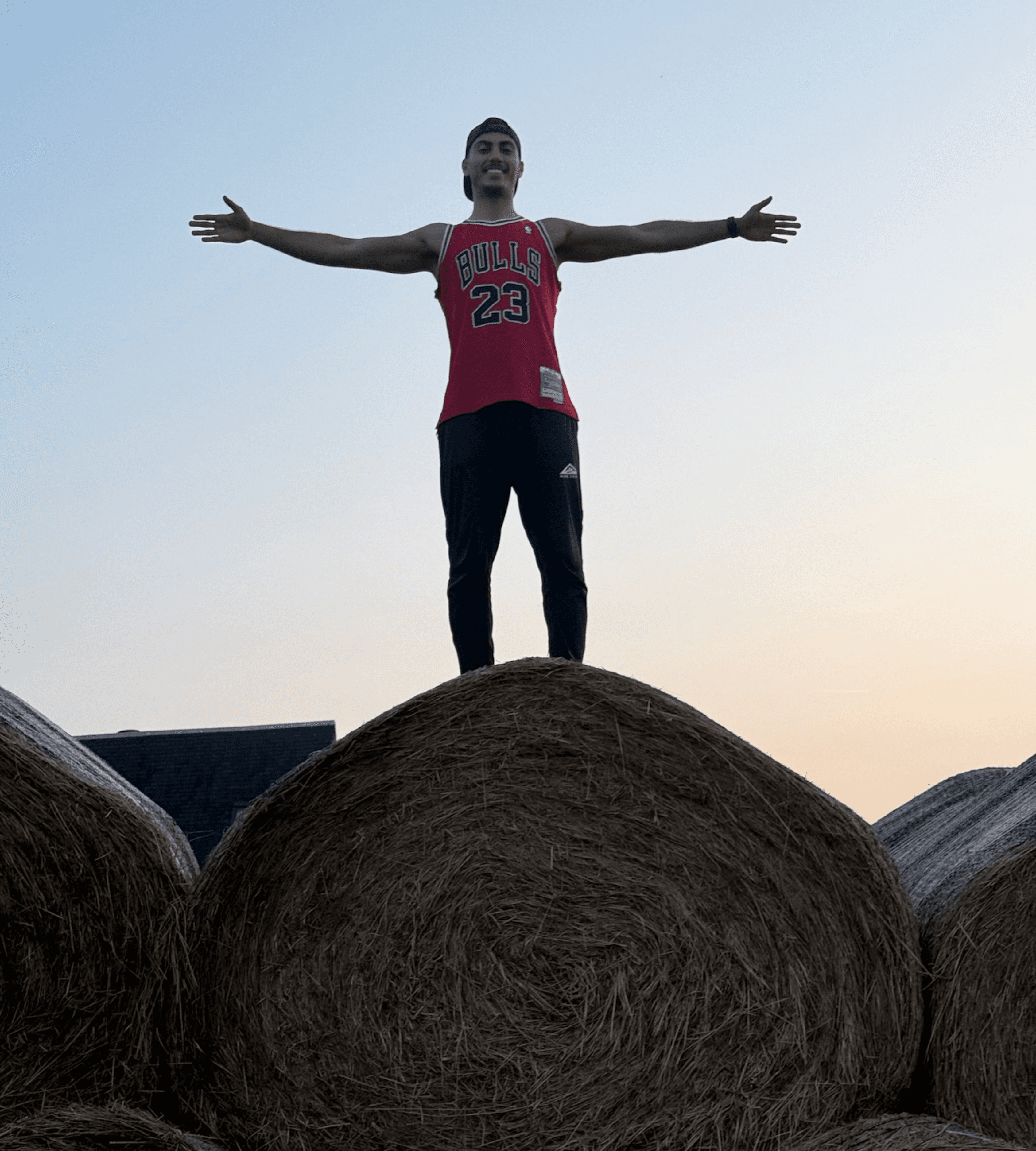 Amine Rekik, coach sportif STAPS avec 5 ans d'expérience et 100+ transformations réussies